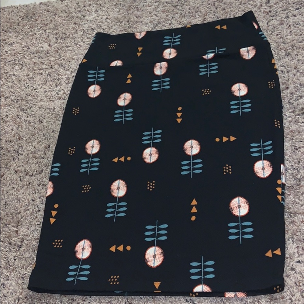 Luluroe Cassie skirt